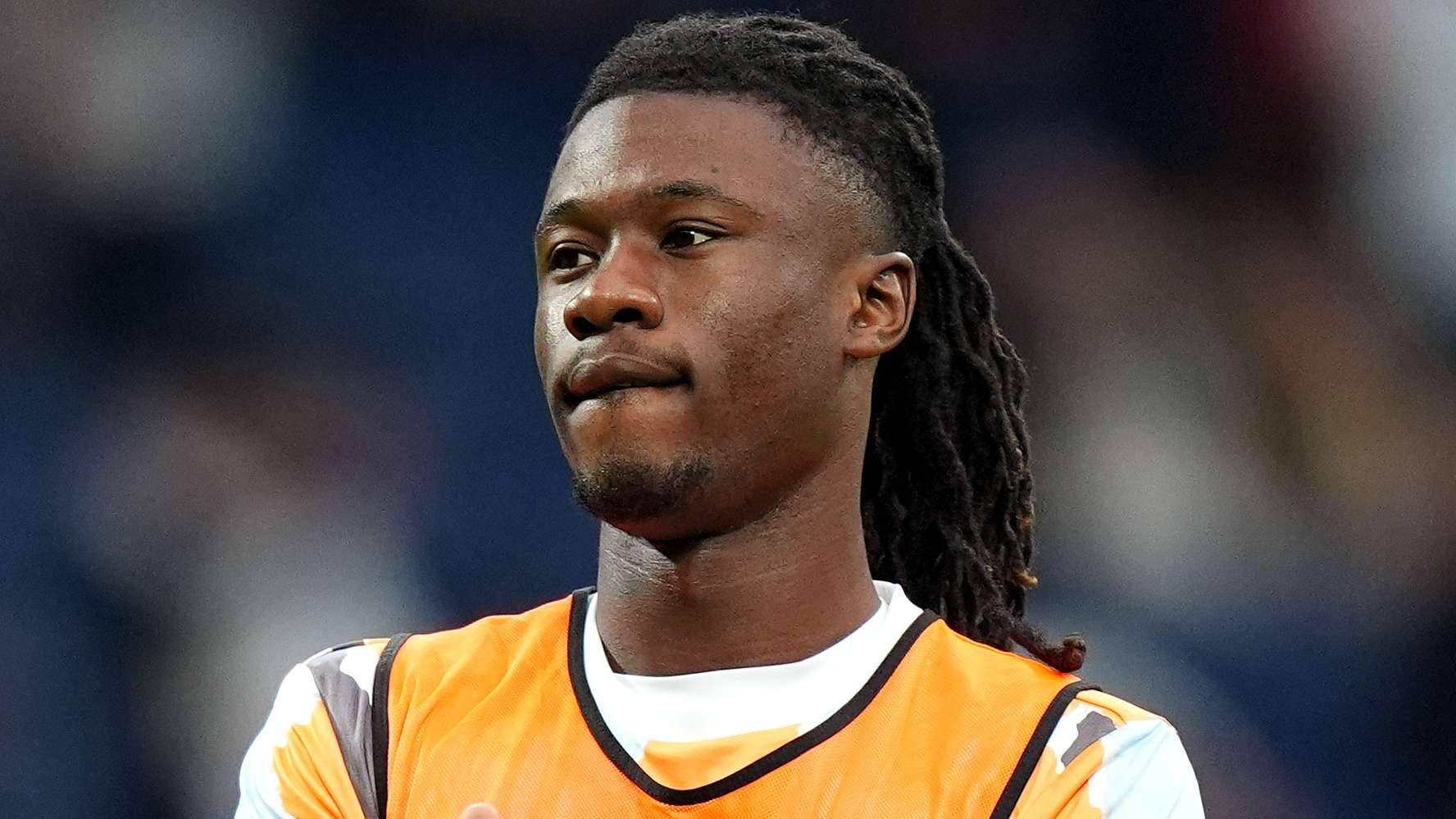 击成为了球 击成为了球